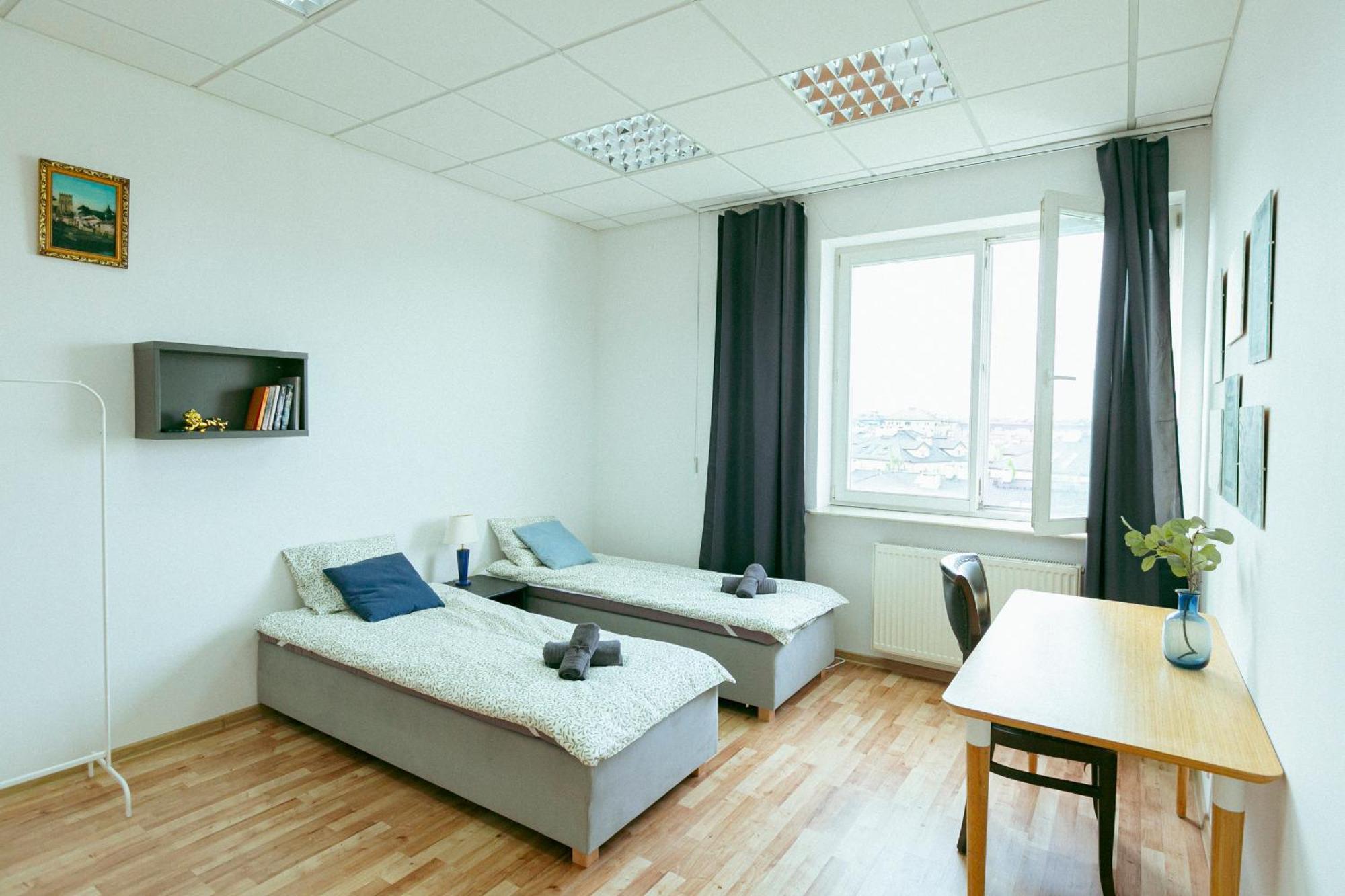 Hostel Metro Kabaty Warsaw Exterior photo